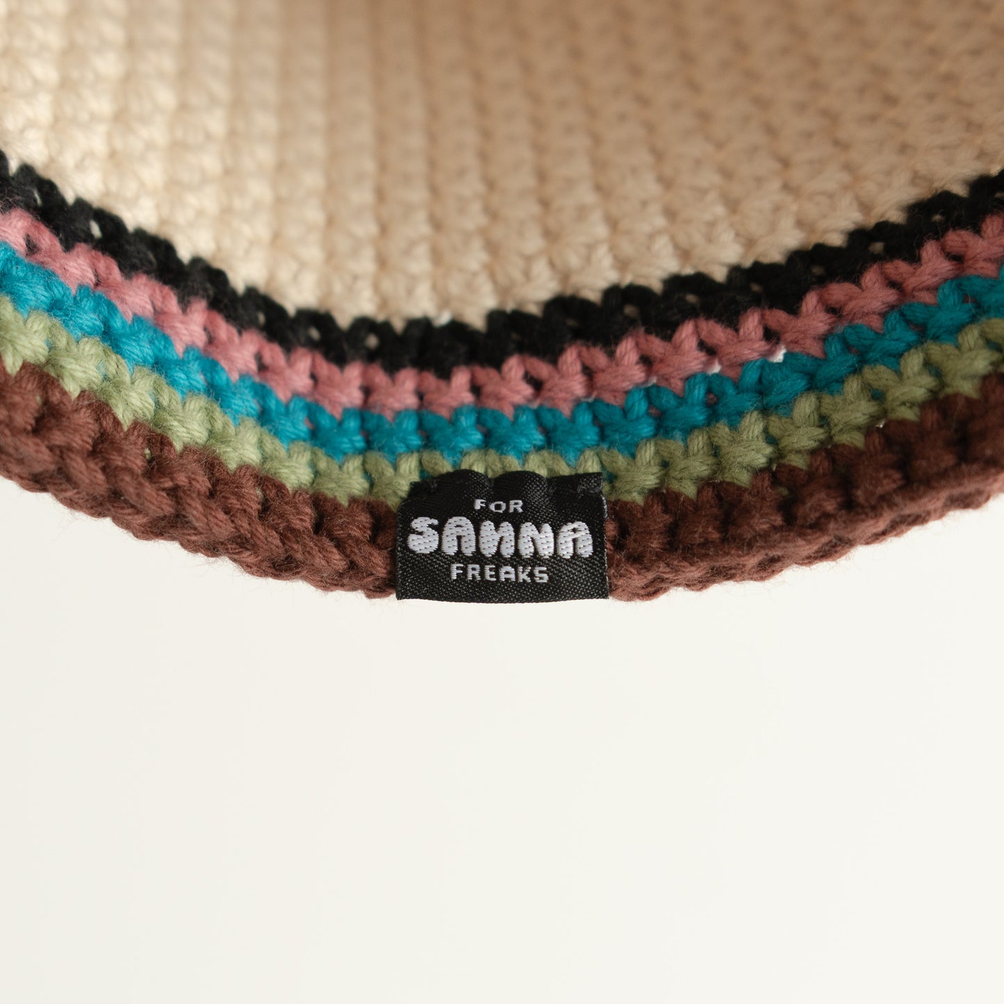 Steam Crusher Hat -Värireuna-