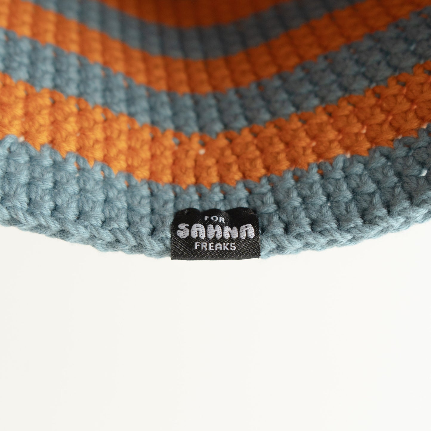 Steam Crusher Hat -Neliviiva-